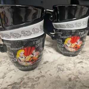 Alice in wonderland mugs (2) in great condition